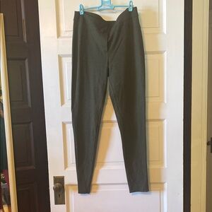 *BOGO closet deal* Chicos leggings (2)